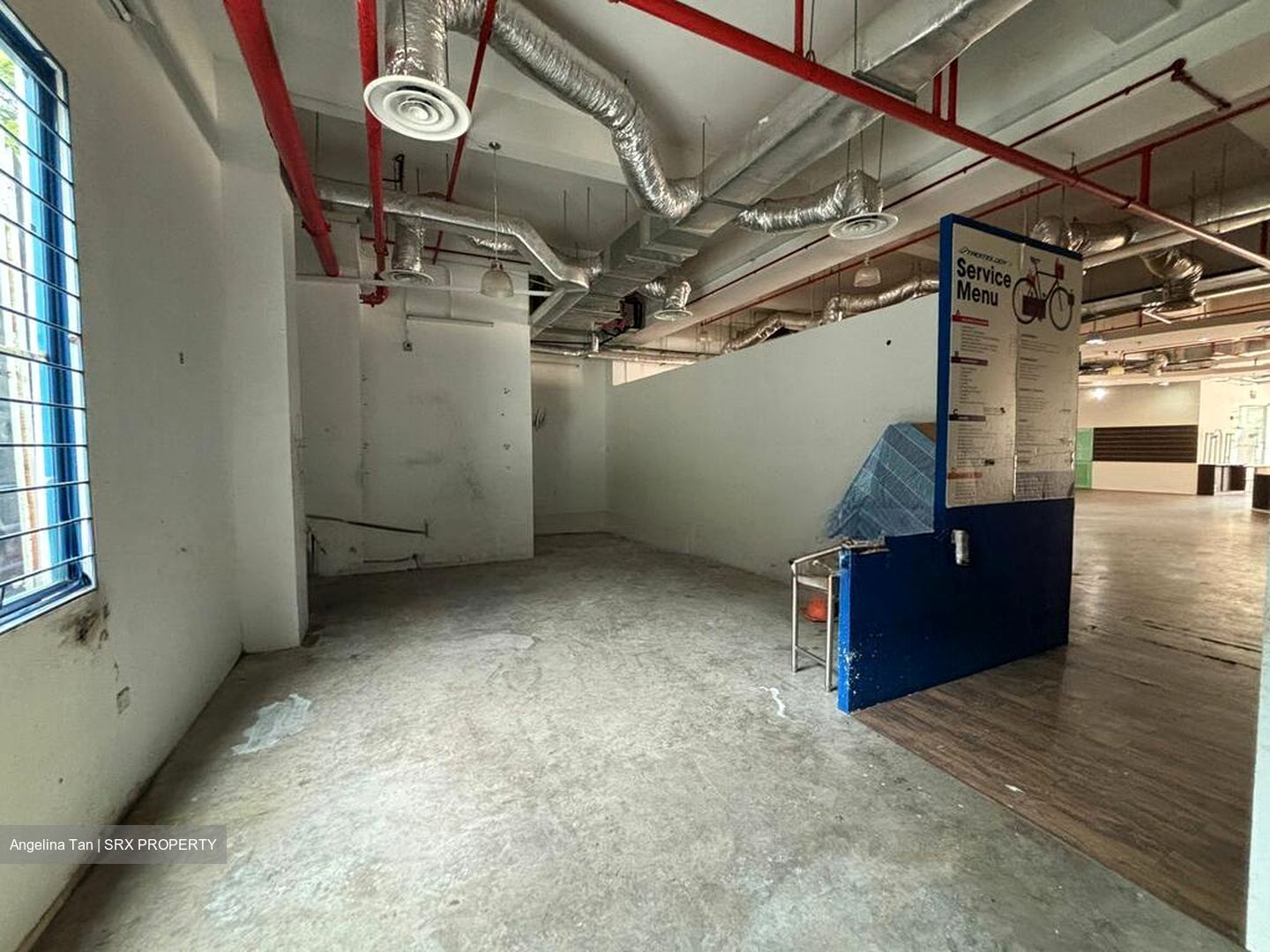 Shell Service Station (D3), Warehouse #525689041